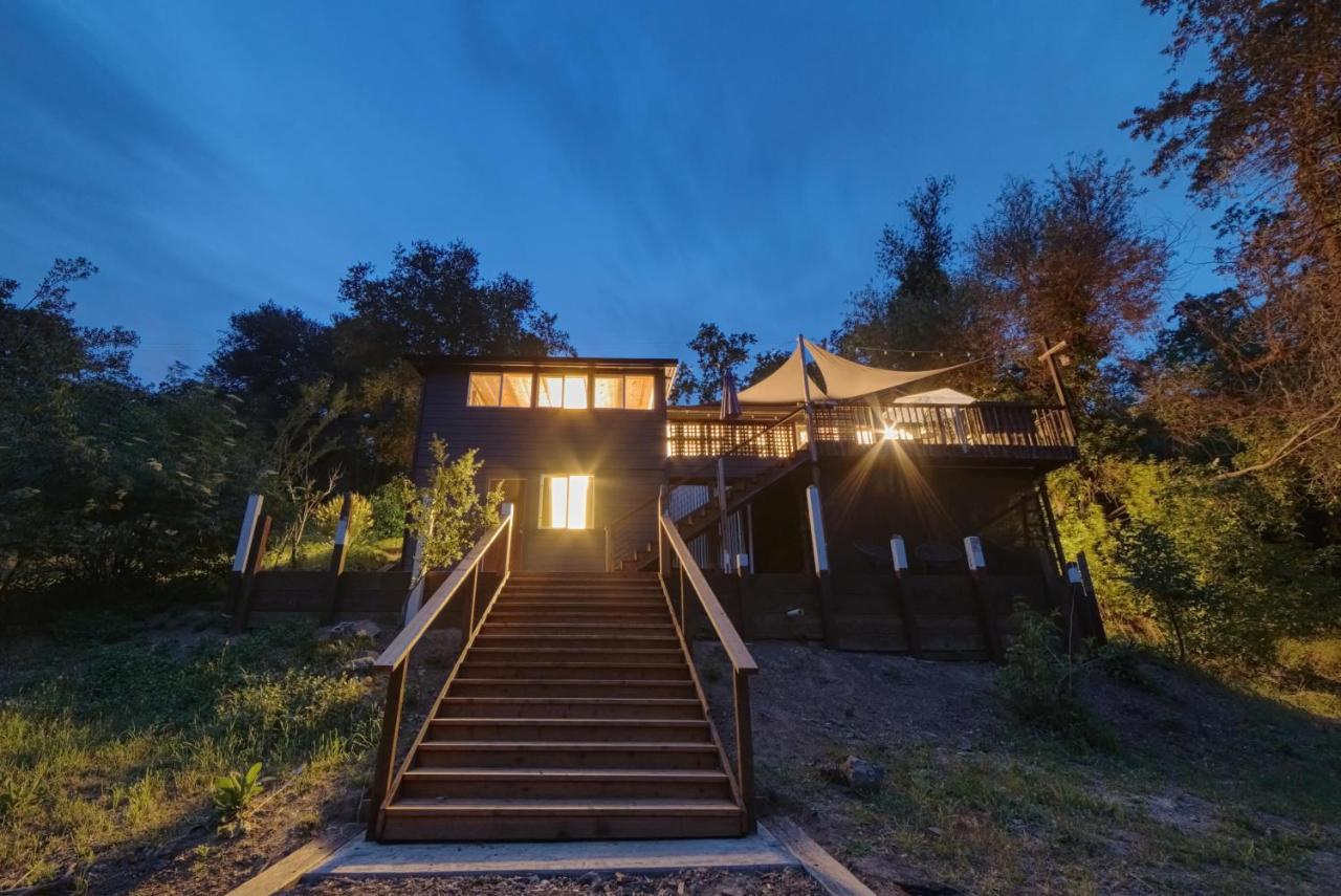 Rivers Breeze Relaxing Riverside Cabin With Private Suite Kayaks Healdsburg Exterior photo